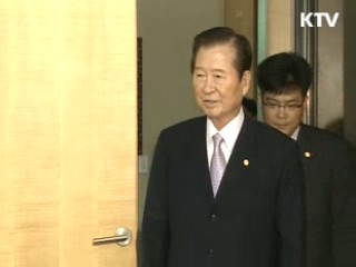 이 대통령 "큰 정치지도자 잃었다"