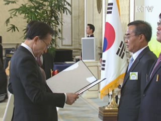 이 대통령 "필요한 사람에 맞춤식 복지 해야" 