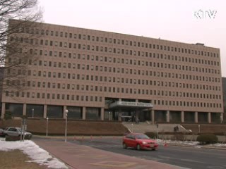 국제유가 급등…위기단계 격상 검토