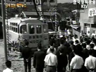 한자 간판을 한글로 고쳐쓰기 운동(`58)