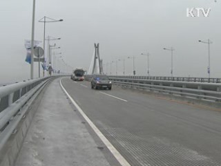 이 대통령 "거가대로, 새관광 실크로드"