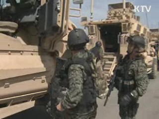 아프가니스탄은 아직도 전쟁이 계속되고 있습니다. 