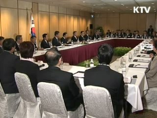 이 대통령 "한국 경제, 내년 4~5% 성장 전망"