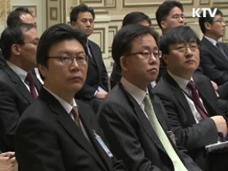 이 대통령 "도덕적으로 작은 허점도 안 돼"