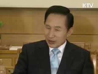 이 대통령, 5부 요인과 오찬