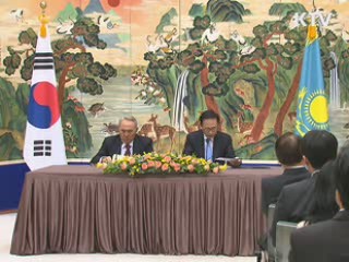 한-카자흐 정상회담 '경협 확대' 의견교환