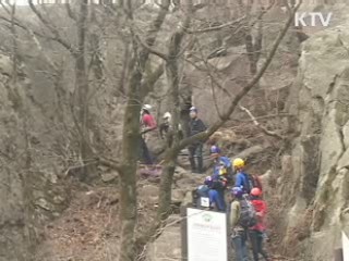 북한산 탐방시설 관리는 우리 손 안에 [정책, 현장을 가다]