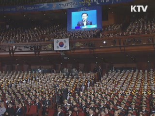 이 대통령 "토착·교육·권력비리 뿌리 뽑아야"