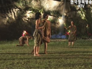 춤의 길 35주년 맞은 홍신자씨