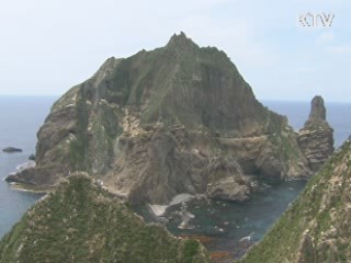 "日의원 울릉도 방문 허용"···"자진철회 유도"