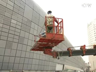 짧게 자주 쉬고 폭염 땐 근로자 '작업 중단'