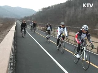 맹형규 장관 "자전거 인프라 대폭 확충"