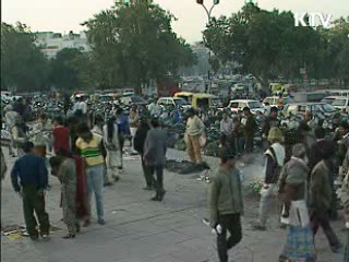한국산 제품 12억 거대시장서 '날개'
