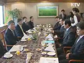 윤증현 장관 "재정부-한은 긴밀한 정책공조 인식 공유"