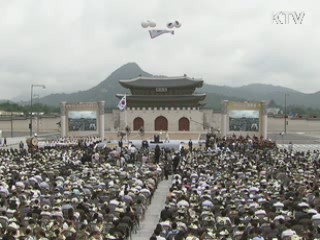 이 대통령 "초심 갖고 흔들림 없이 나아갈 것"