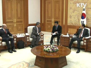 이 대통령, 국제상공회의소 회장단 접견