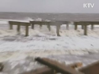 최소 48명 사망···820만 가구 정전