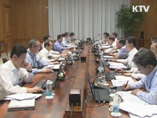 이 대통령 "지자체 과도한 재정집행 우려"
