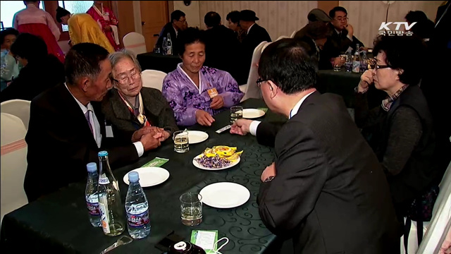 "전면 생사확인·상봉정례화에 모든 노력"