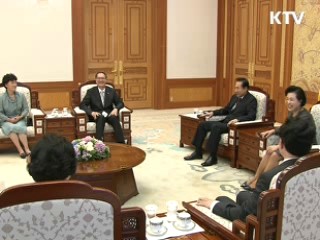 이 대통령 "권력형 비리·공직부패 근절돼야"