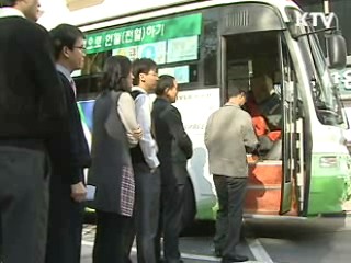 헌혈 릴레이 지속,  혈액부족 위기 넘겨