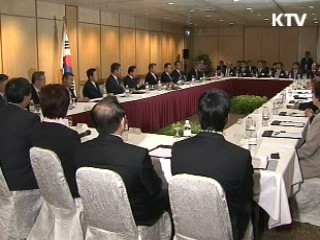 이 대통령 "한국 경제, 내년 4~5% 성장 전망"