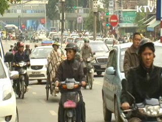 박 대통령 호치민 방문…본격 세일즈 외교