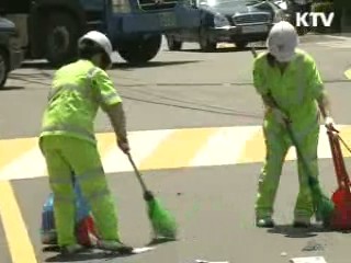 여성 근로자, 양육 가사부담 '이중고'