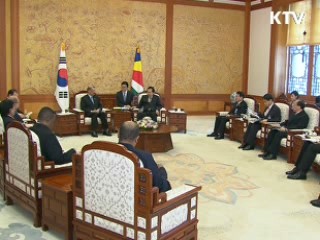 한-세이셸 정상회담, "교류확대 기대"