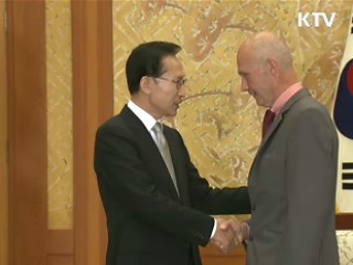 이 대통령,  WTO 사무총장과 G20 의제 논의