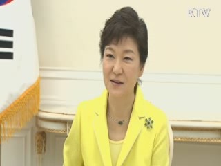 박 대통령, 마우러 국제적십자위원회 총재 접견