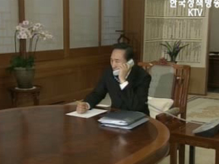 이 대통령, 오바마 당선인과 전화통화