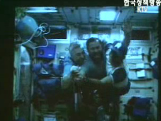 우주인 후보 6명으로 압축