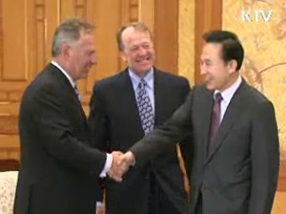 이 대통령, 존 챔버스 시스코 회장 면담