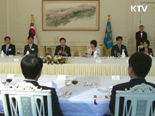 "IT 中企 제품, 정부가 먼저 사용"