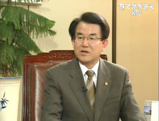 카르텔 근절에 최우선으로 역량 집중 - 강철규 공정위원장 인터뷰