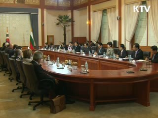 이 대통령 "동유럽과 본격 경제협력 시작"