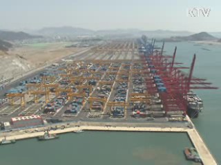 IT 수출 19개월째 증가···무역흑자 견인