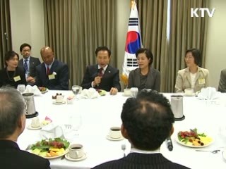 이 대통령 "한미관계 발전위해 가교 돼 달라"