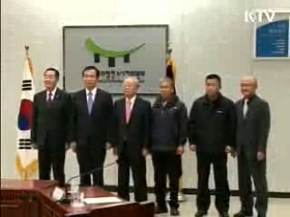 이 대통령 "노사정 3자 합의, 후속입법 만들어야"