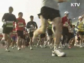 유인촌 장관, '손기정 마라톤대회' 관계자 격려