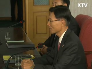 이산가족 상봉 정례화 '불발'···내달 차기회담