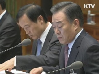 이 대통령 "무역 1조달러 시대, 전략적 대책 마련"