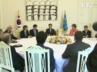 이 대통령 "주변국 단합된 대응 필요"