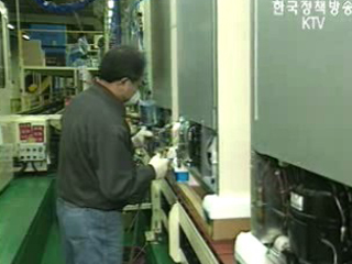 정규직 임금의 64%