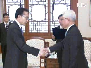 이 대통령 "갈등 국책사업 빨리 결정해야"