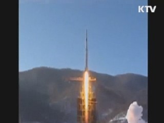 北 '김정은 1년' 성과로 '인공위성·핵실험' 부각