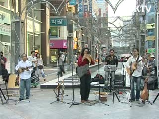 거리에 울려 퍼지는 문화의 향기 [현장 포커스]