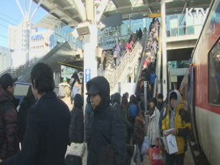 민노총 공권력 첫 투입···전철·KTX 축소운행