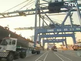 10개월 연속 무역수지 흑자 행진